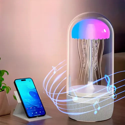 Lámpara Medusa encendida con teléfono reproduciendo música
